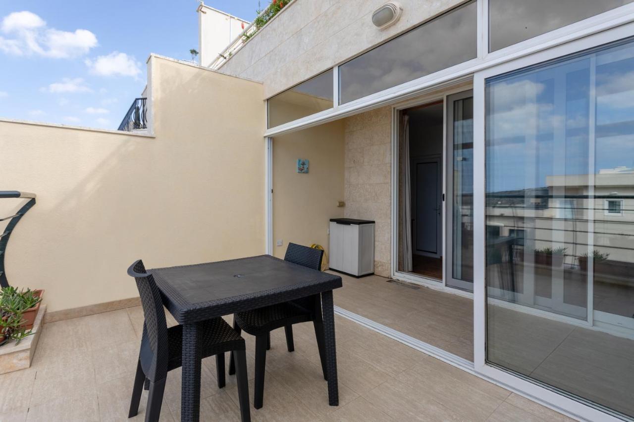 Sea View Apartment In St Paul'S Bay St. Paul's Bay Exterior photo